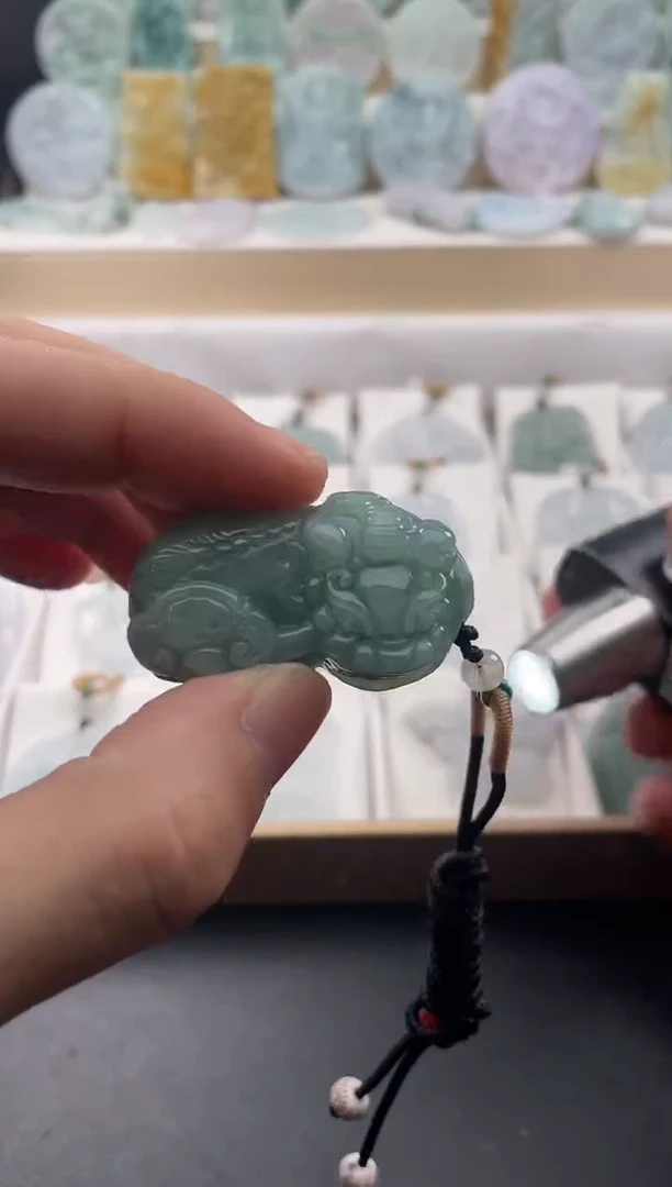 颈饰未镶嵌翡翠25/11/11/.101