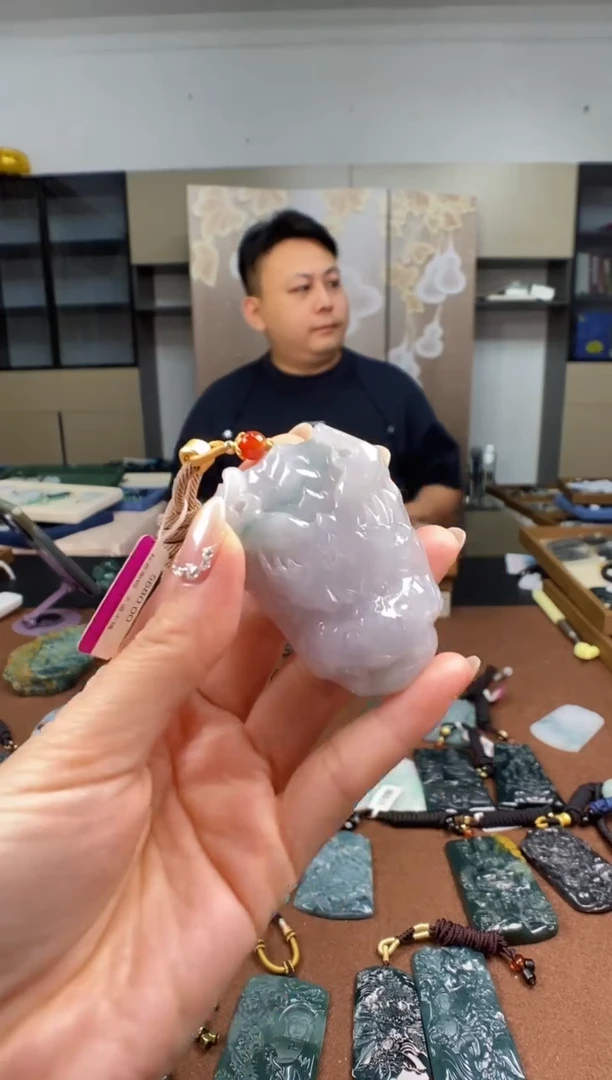 颈饰未镶嵌翡翠多样性发其一
