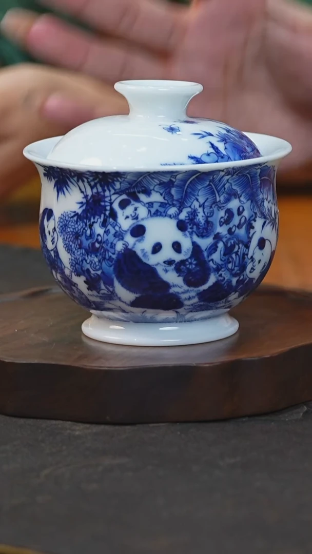 江广非遗丨青花熊猫童子盖碗