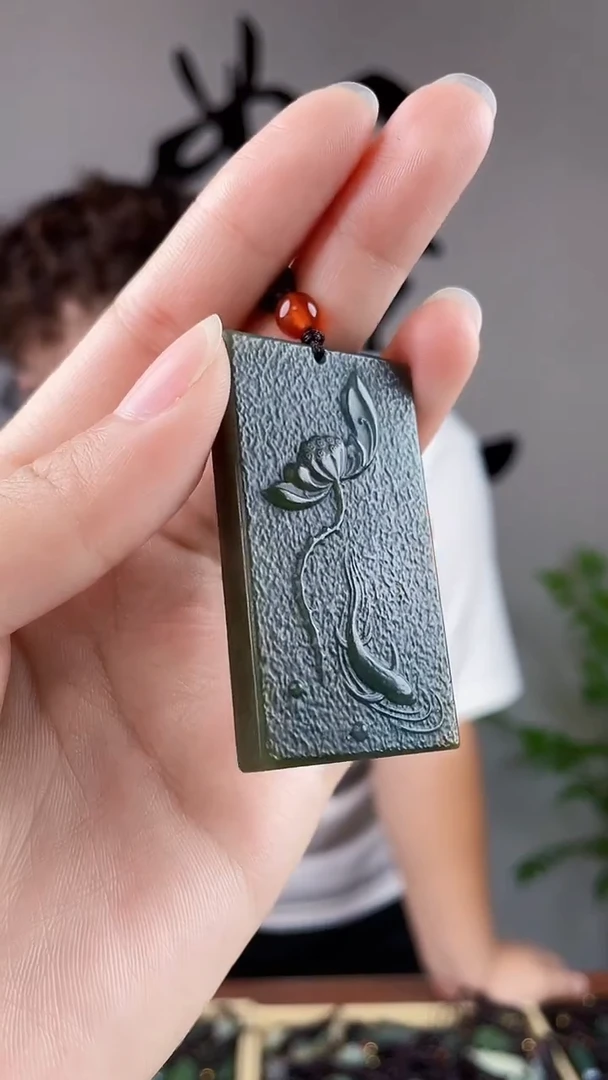 和田玉未镶嵌颈饰拍一发一，多样性发货