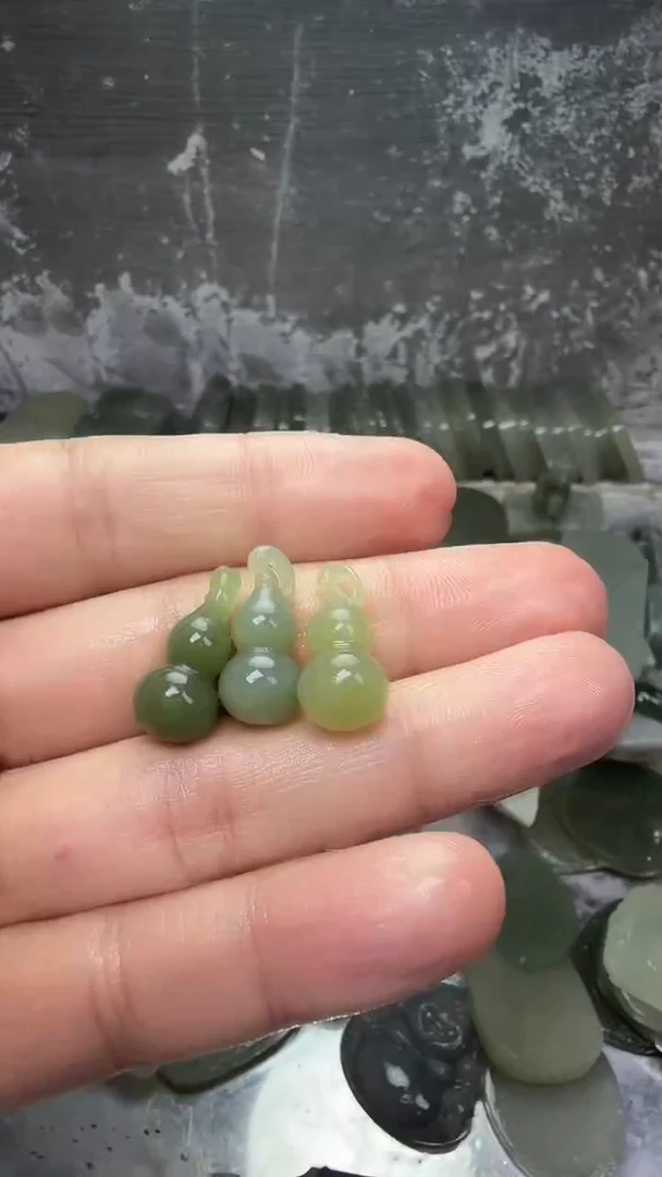 吊坠(不含链)未镶嵌和田玉19葫芦*多样性发一件--拍一发一