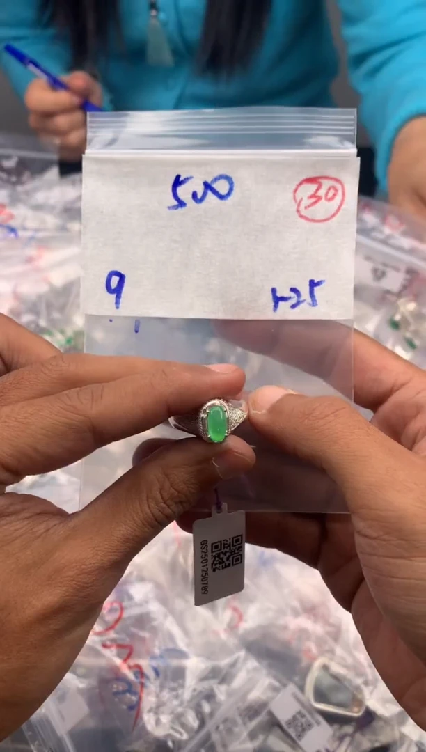 【闪购商品】定制翡翠未镶嵌毛货需精细抛光拍一发一