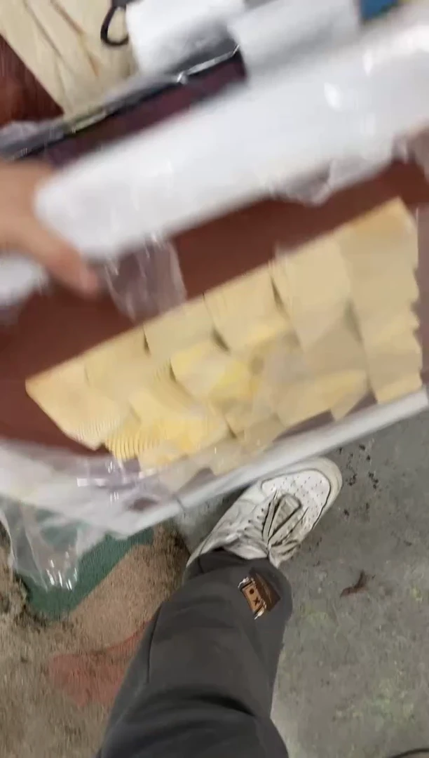 芋****泥仓库清货 默认瑕疵 完美主义者慎拍