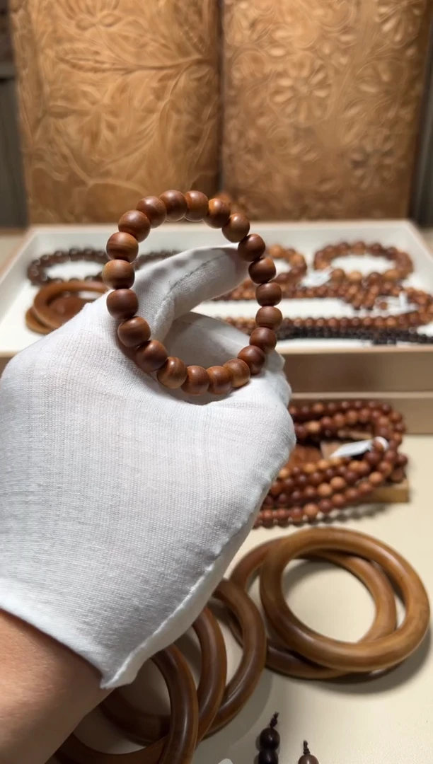 【闪购商品】檀香木手串/手链9x10横纹黑肉