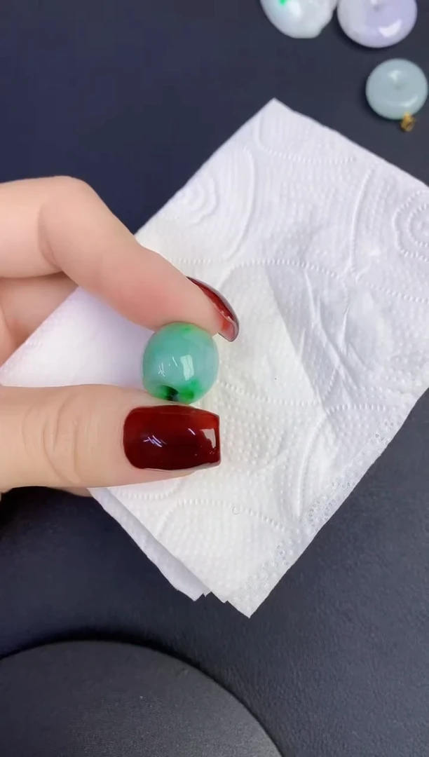 颈饰未镶嵌翡翠缅甸天然翡翠A货