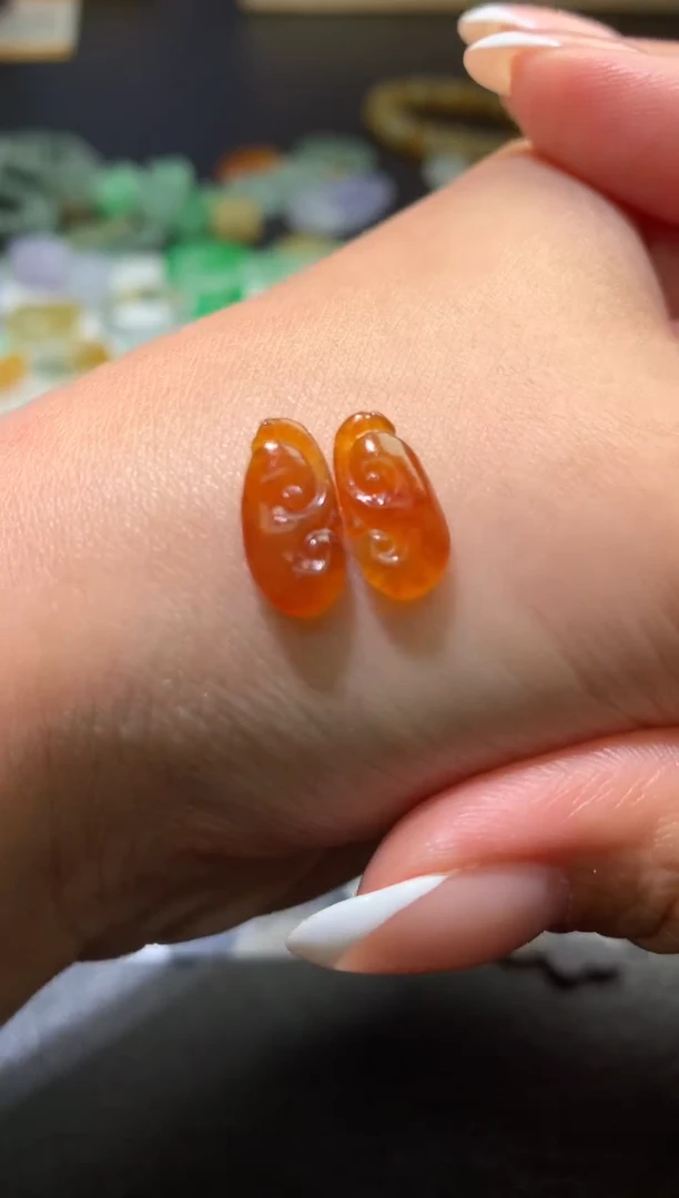 未镶嵌定制翡翠毛货 13.4-6.5-3