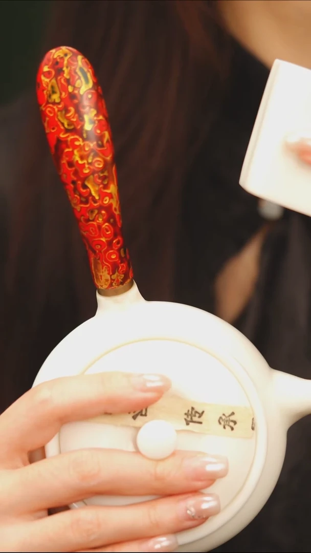 @白瓷侧把犀皮壶+客杯@非遗大漆