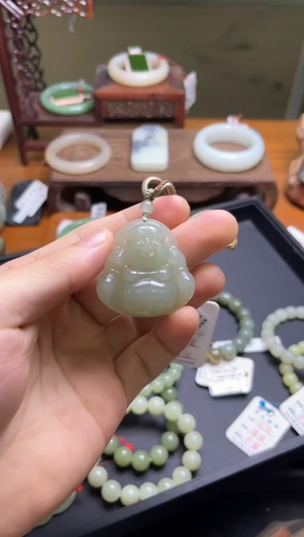 吊坠(不含链)未镶嵌和田玉青海青白 佛公