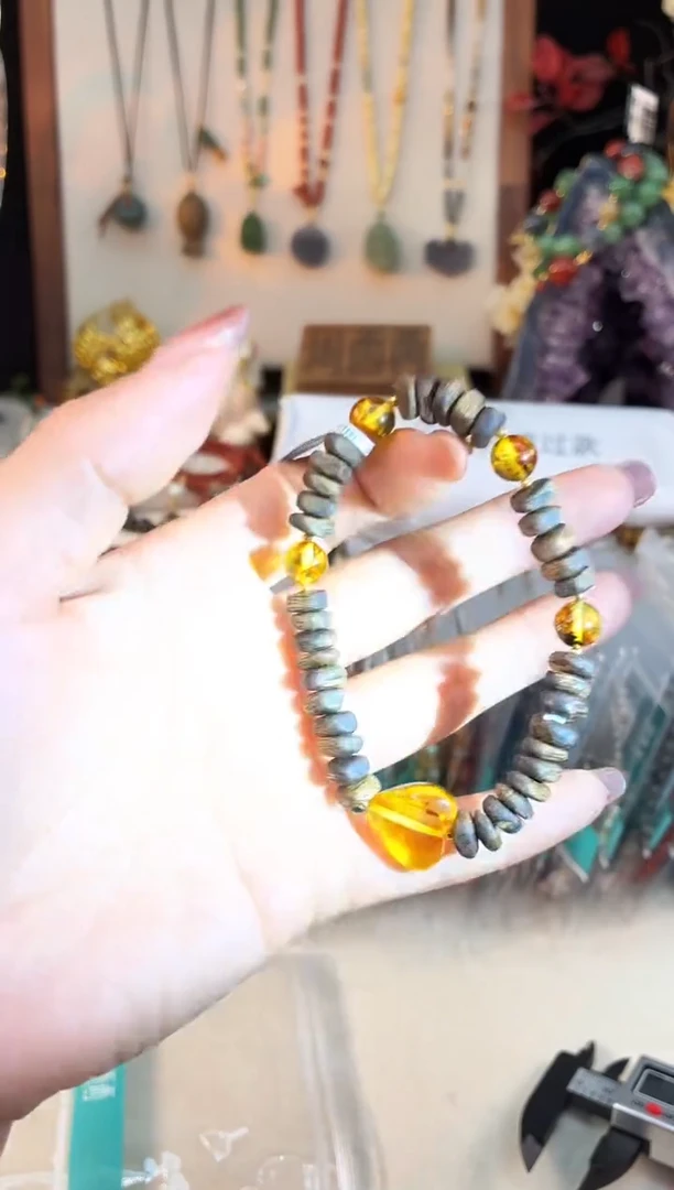 未镶嵌琥珀手饰@@C927R018709