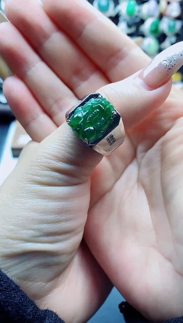未镶嵌戒指翡翠蓝**海天然翡翠A货男戒