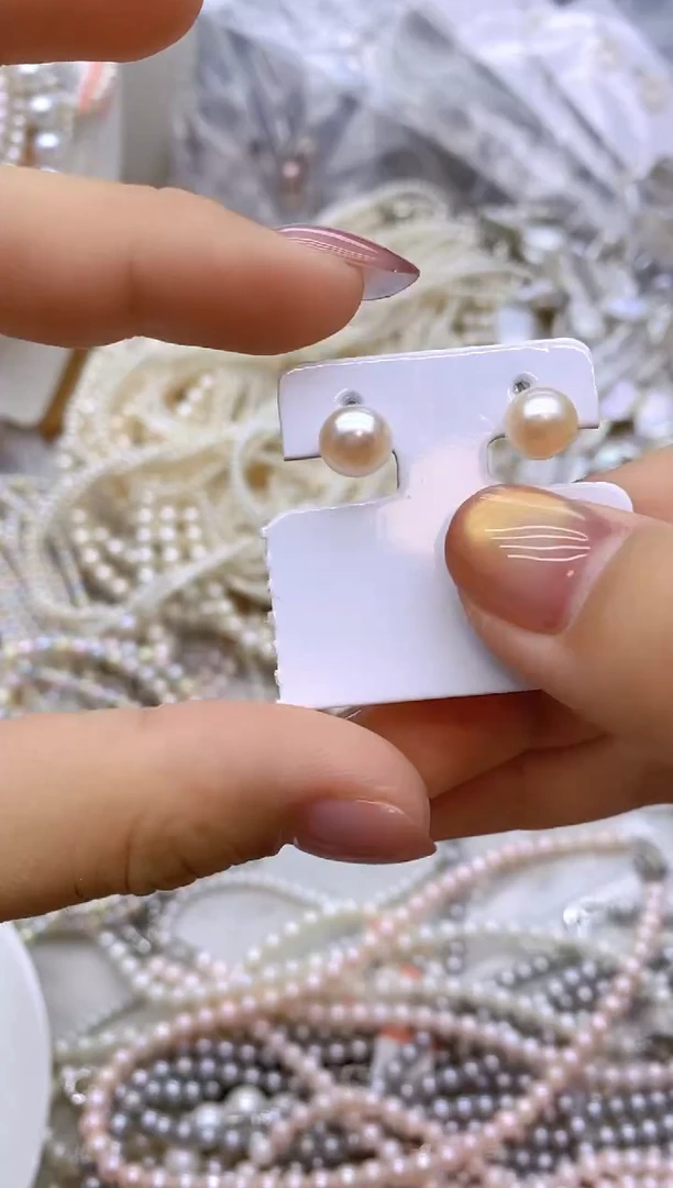 未镶嵌1淡水珍珠耳钉