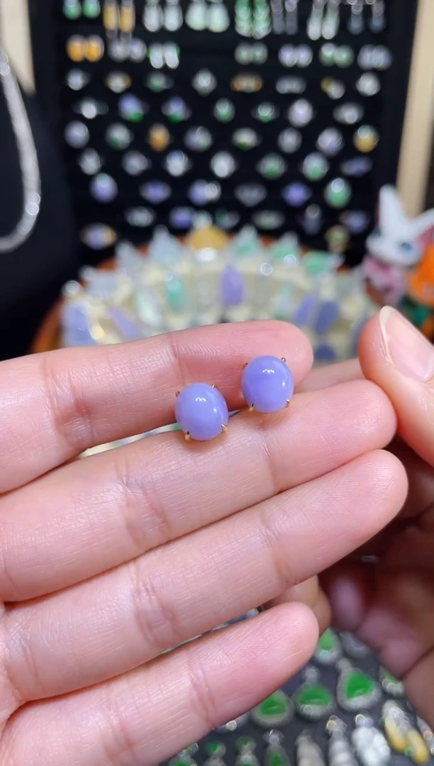 颈饰18K金镶嵌翡翠卡8加紫蛋耳钉