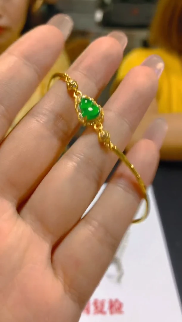 未镶嵌手链翡翠多样性发一