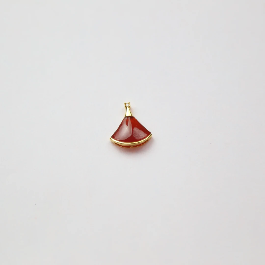 【质检发货】源头工厂17mm18k红裙子玛瑙吊坠（不含链）A