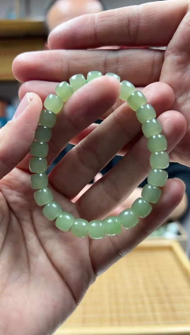 【闪购商品】和田玉手串未镶嵌8湖水绿