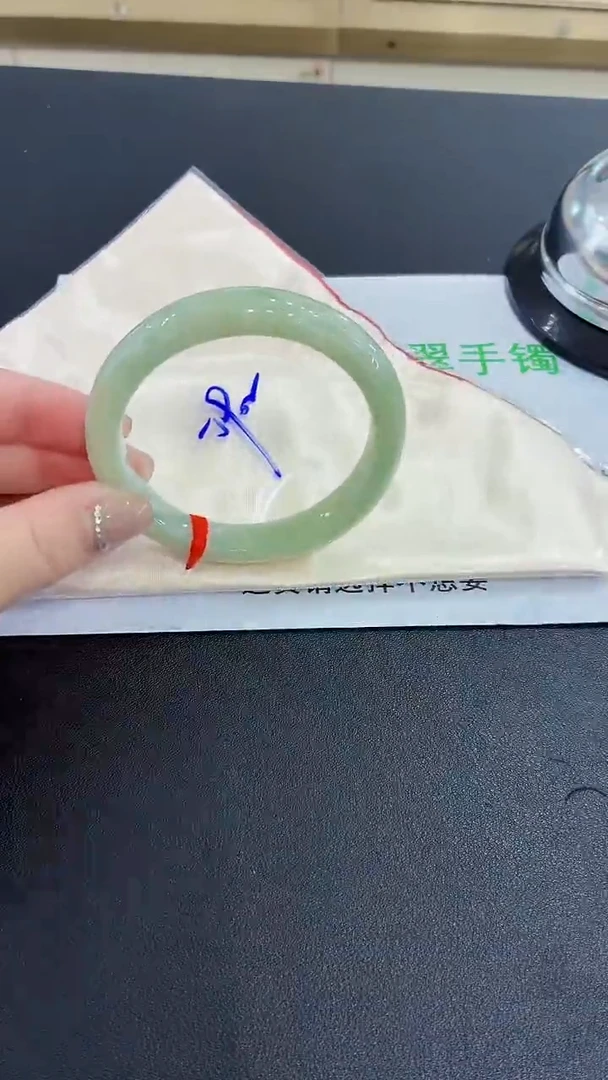 未镶嵌手镯翡翠翡翠手镯59