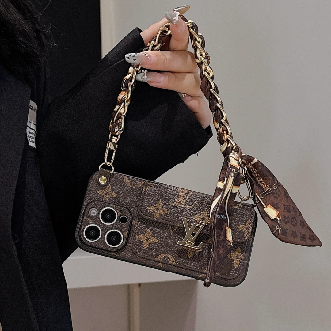 适用苹果华为VIVO荣耀小米OPPO手机壳潮牌斜挎挂绳卡包保护套女款