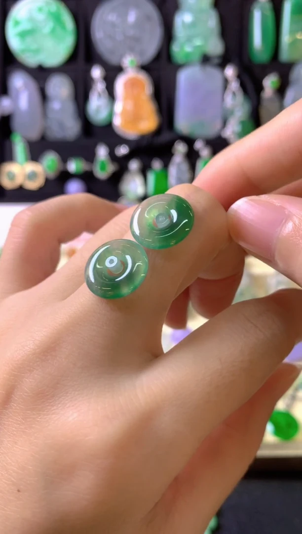 定制翡翠未镶嵌1裸玉（客户意向镶嵌）