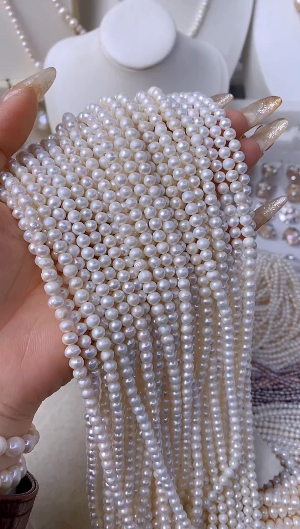 【闪购商品】淡水珍珠颈饰未镶嵌F01