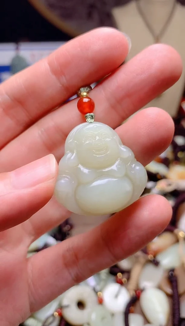 和田玉未镶嵌颈饰1