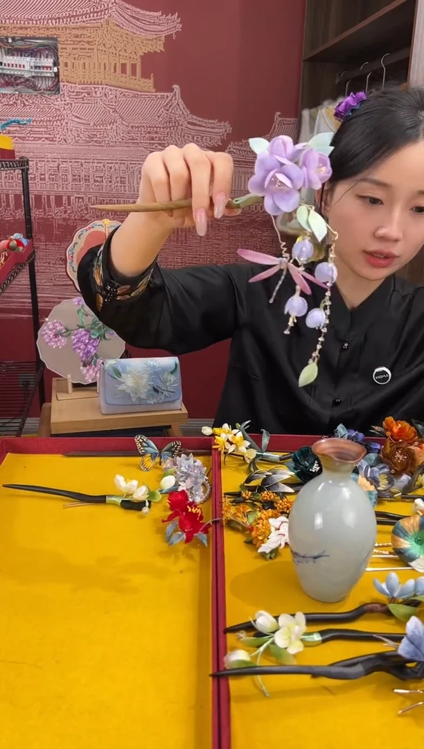 【闪购商品】刺绣非遗绒花（发饰）
