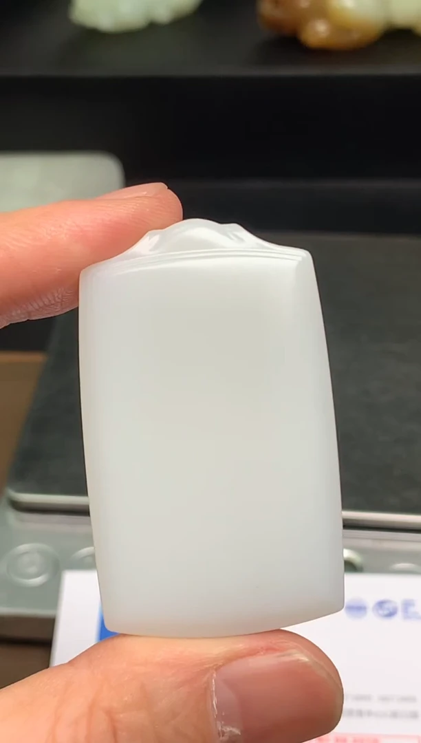 颈饰未镶嵌和田玉66 通