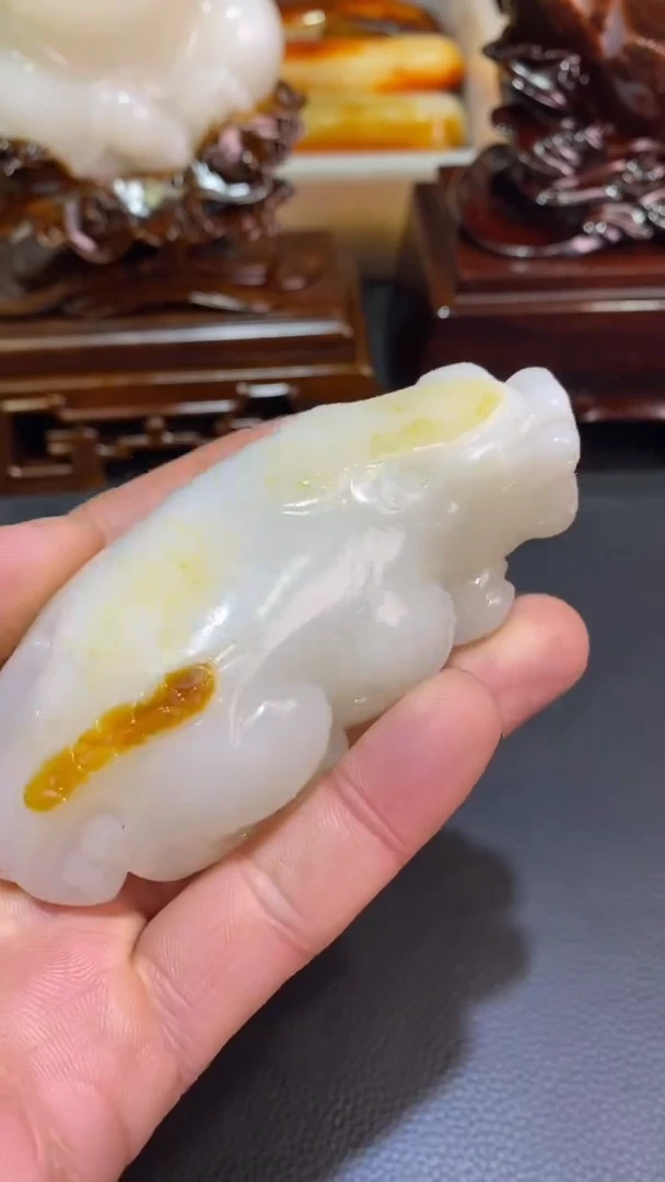 未镶嵌和田玉把件和田玉