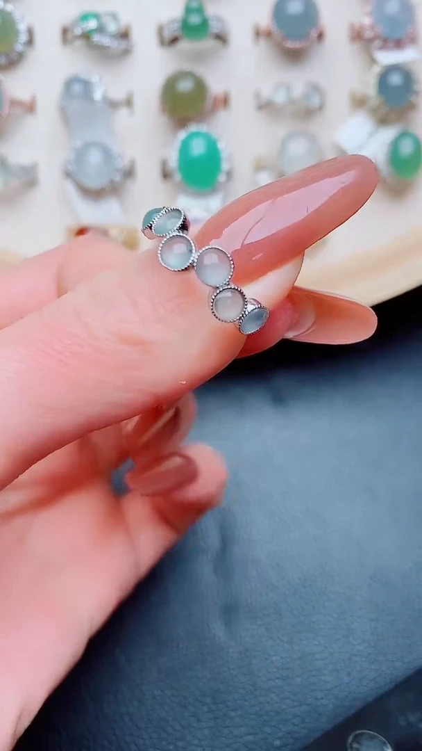 银S925镶嵌戒指翡翠...