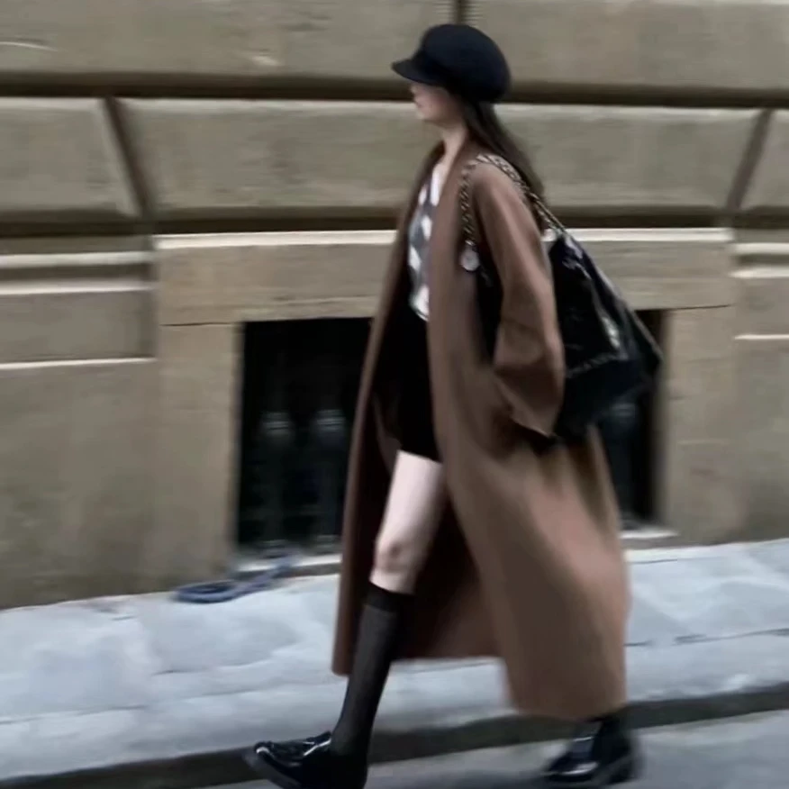 未使用 MaxMara 纯色翻领系带女款大衣