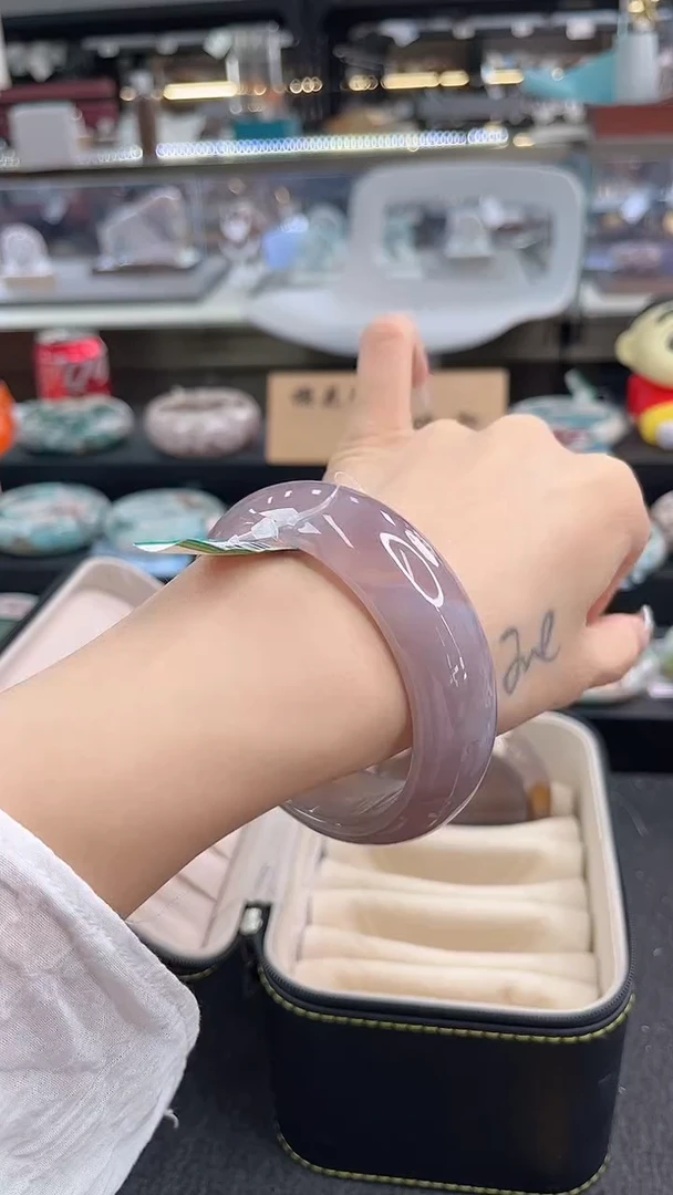未镶嵌手镯石英质玉六*六圈口（赠品镯心）