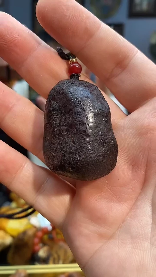 琥珀颈饰未镶嵌吊坠