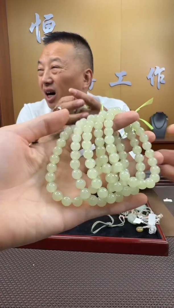 和田玉未镶嵌颈饰手串7-8（多样性，发一­）