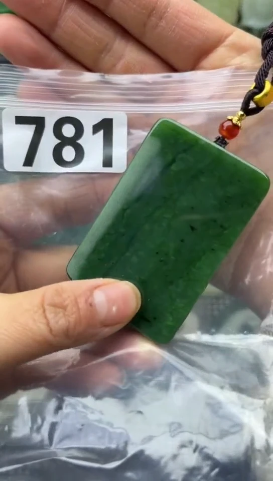 未镶嵌和田玉珠宝半成品牌子
