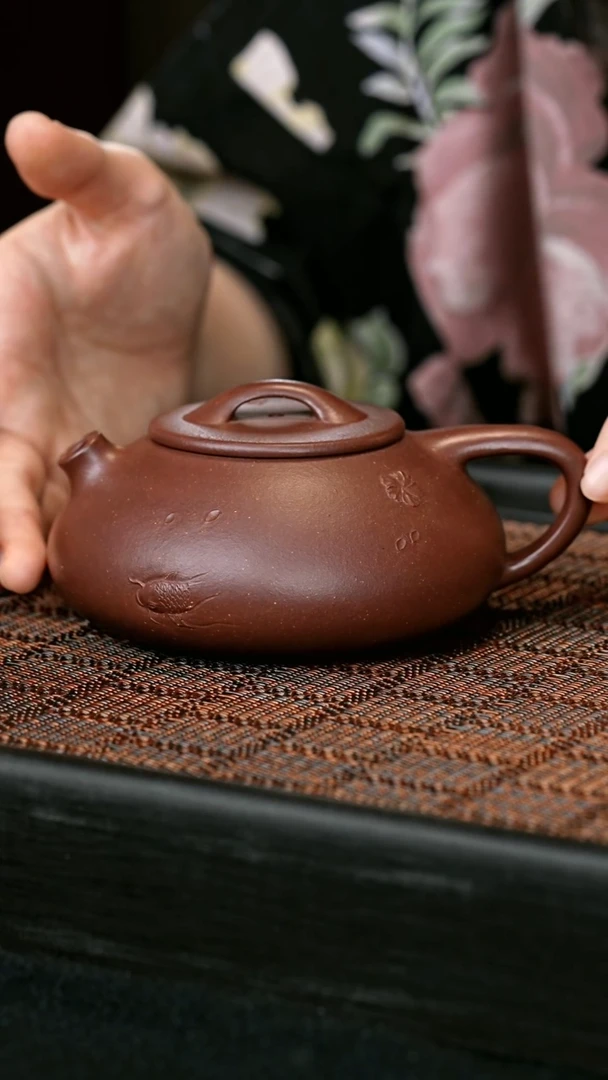茶壶紫砂憨瓢 一物见春