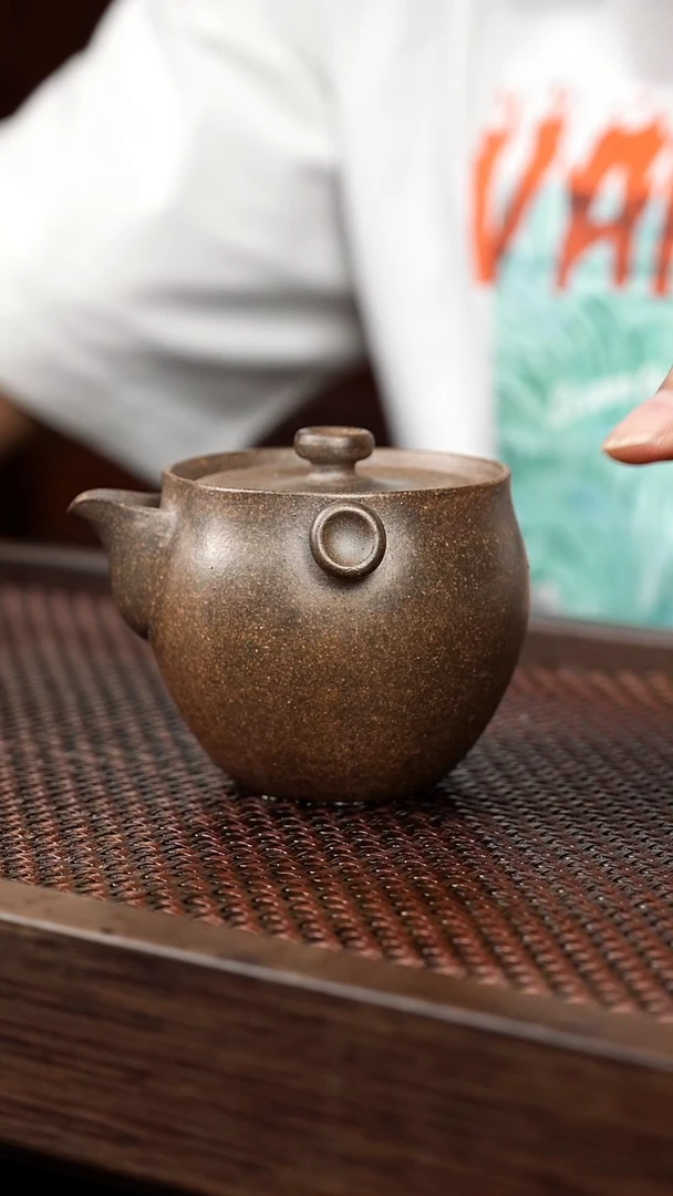 茶壶紫砂岩中泥三元宝瓶