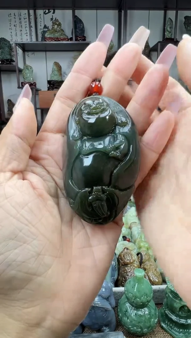 未镶嵌和田玉把件1
