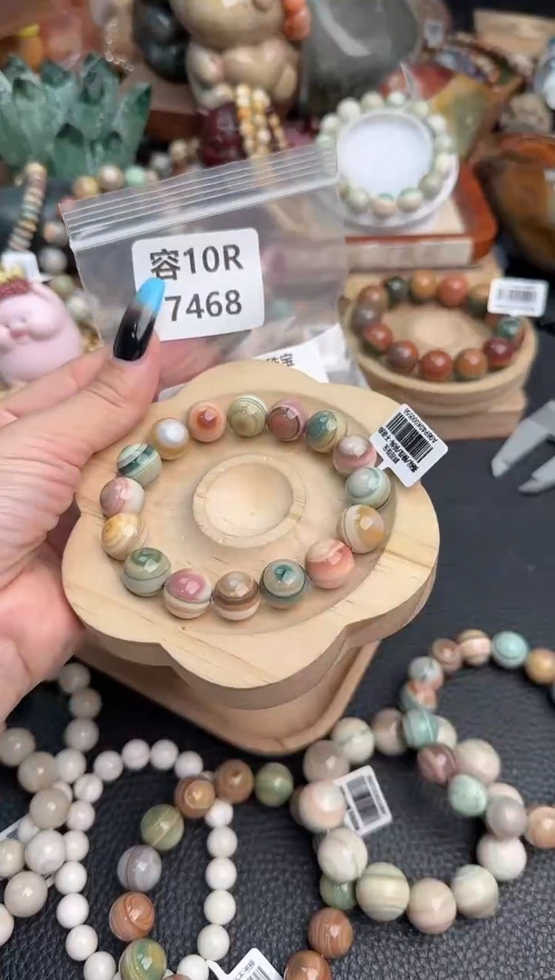 【闪购商品】石英质玉手链未镶嵌10R7468