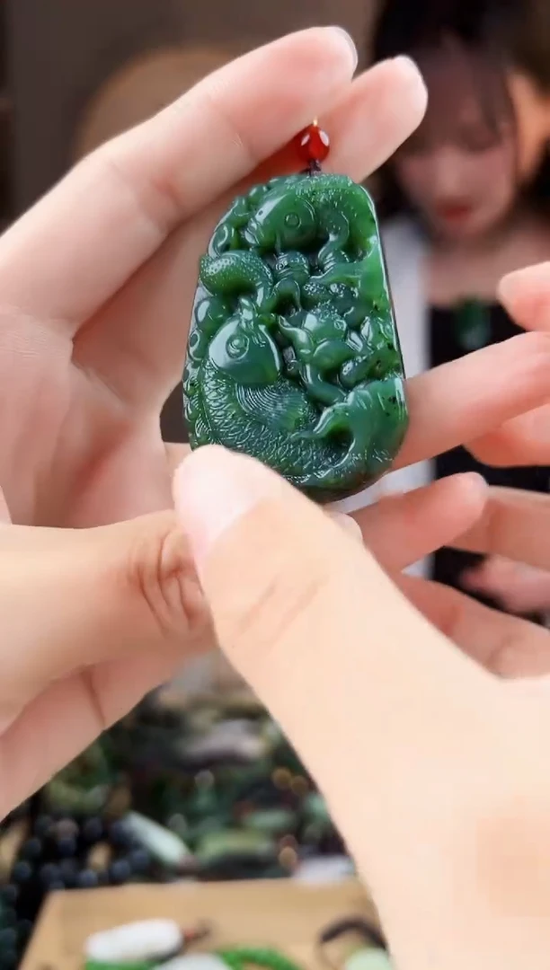 颈饰未镶嵌和田玉拍一发一，多样性发货