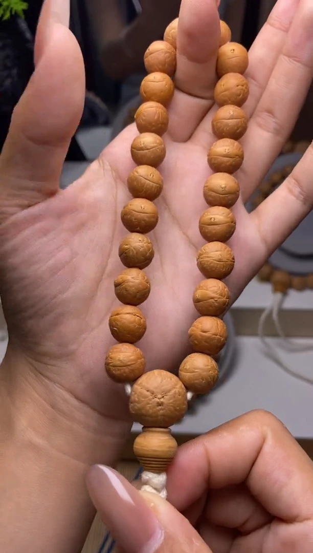 凤眼菩提吊坠11。5凤眼素串