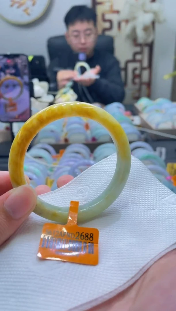 未镶嵌手镯翡翠127-56