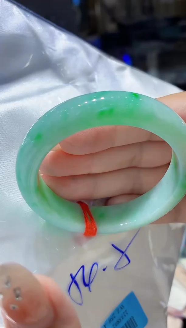 未镶嵌手镯翡翠翡翠手镯54.8