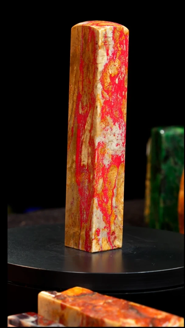 鸡血石精品老坑田黄鸡血石