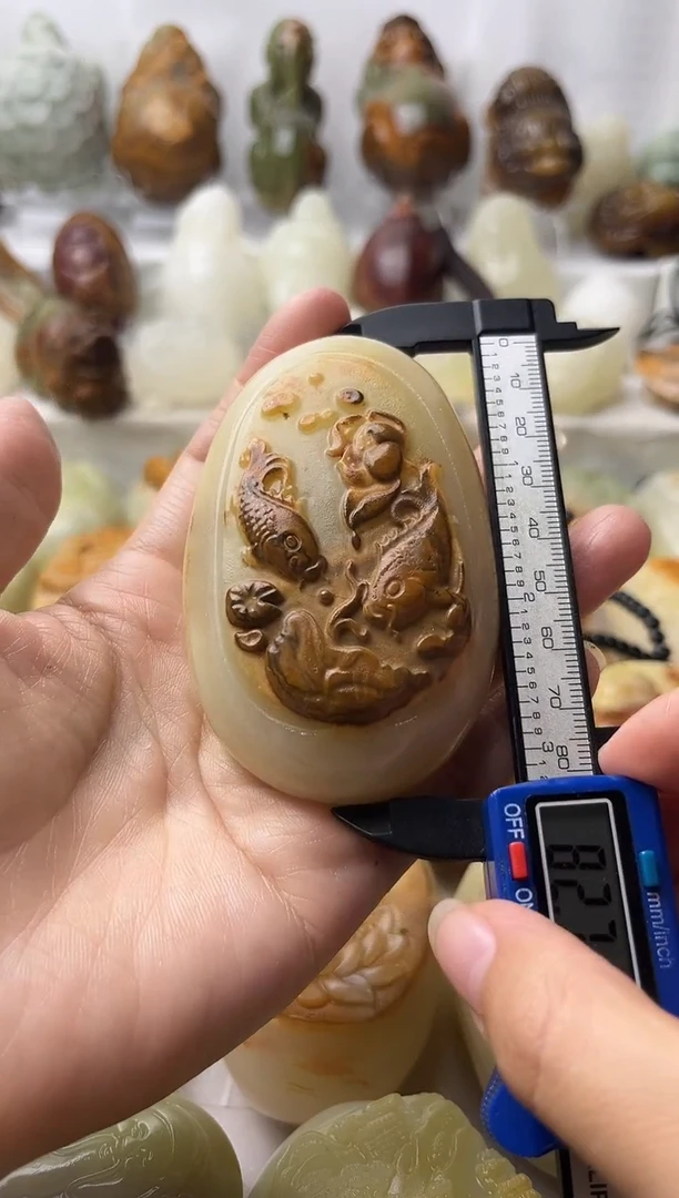 石材方解石棉纹正常不退换荷花鱼