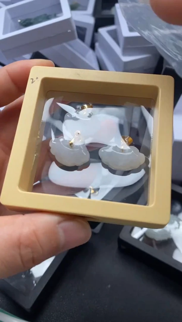 吊坠(不含链)未镶嵌翡翠2098