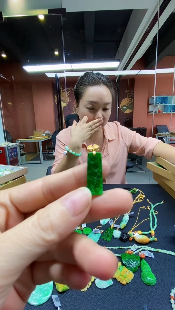 颈饰未镶嵌翡翠翡翠吊坠