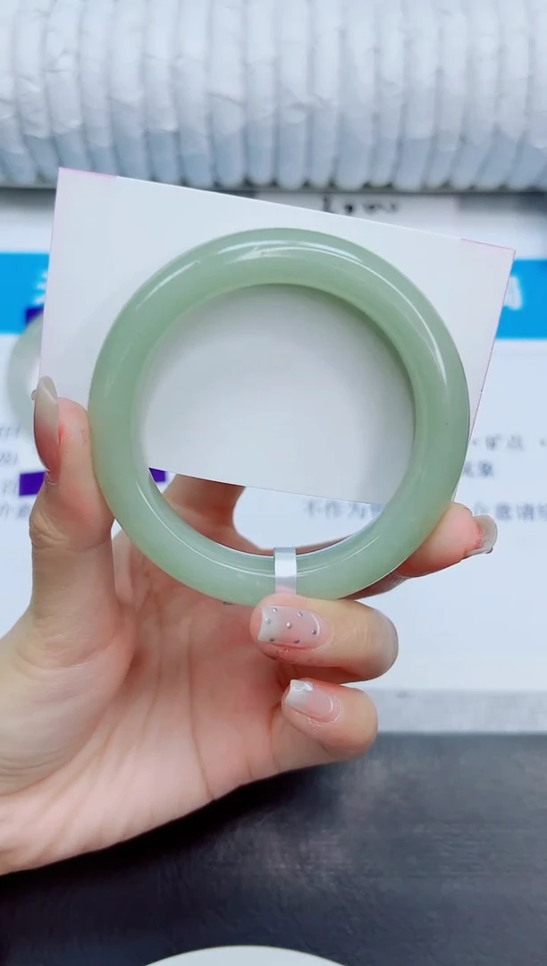 未镶嵌手镯石英质玉284/59