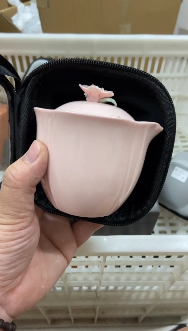 无运费险有瑕疵的摄影的产品有使用过的痕迹有点脏介意勿拍
