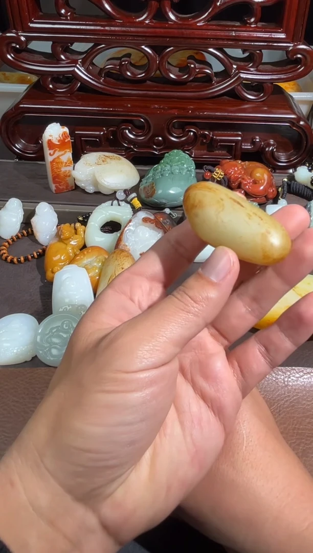 未镶嵌和田玉把件龙***…和田玉