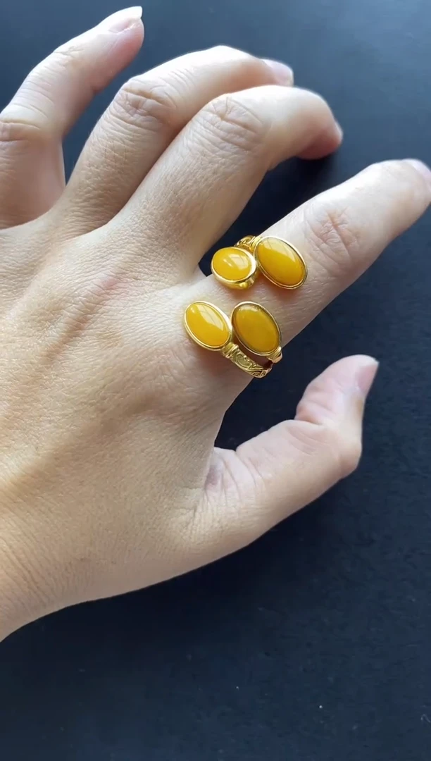 裸石琥珀未镶嵌戒指