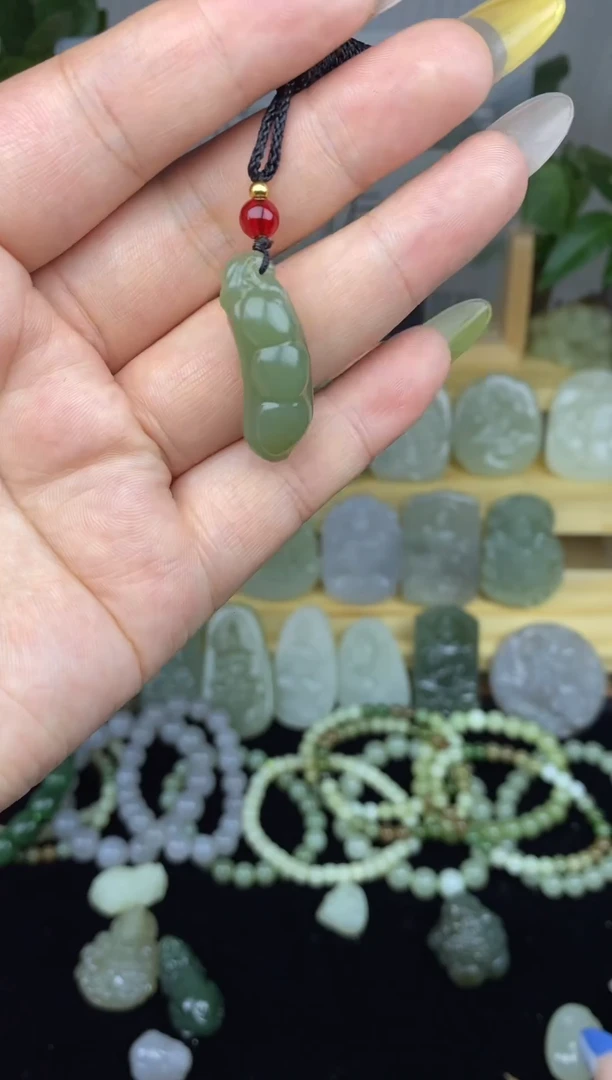 和田玉未镶嵌颈饰和田玉吊坠 无顶珠